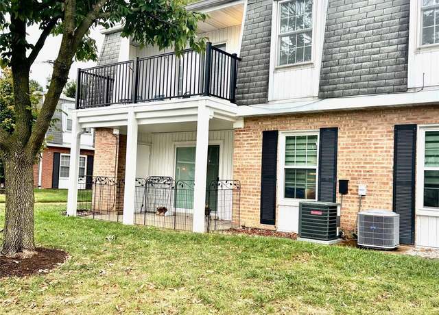 Property at 1672 Herault Pl Unit E, St Louis, MO 63125, 2 beds, 1 bath