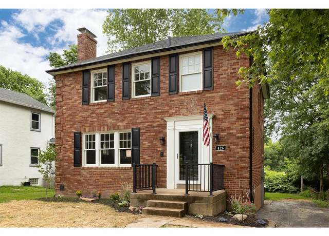 Property at 426 Pasadena Ave, Webster Groves, MO 63119, 3 beds, 2.5 baths