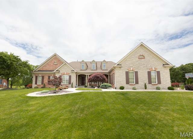 Property at 1038 Far Oaks Dr, Caseyville, IL 62232, 4 beds, 6.5 baths