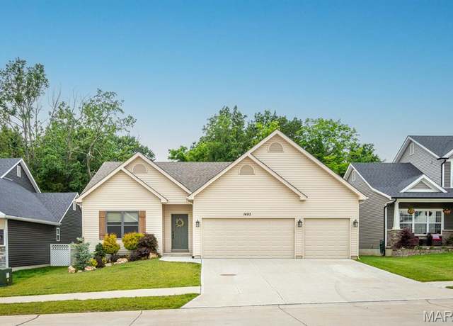 Property at 1493 Grey Wolf Dr, Imperial, MO 63052, 3 beds, 2 baths