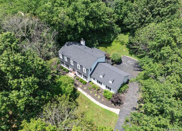 Property at 1855 Grassy Ridge Rd, Kirkwood, MO 63122, 4 beds, 2 baths