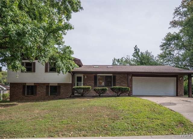 Property at 1809 Autumn Dr, Cape Girardeau, MO 63701, 4 beds, 3 baths