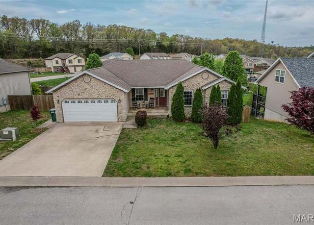 Property at 16117 Hummingbird Ln, St Robert, MO 65584, 5 beds, 3 baths