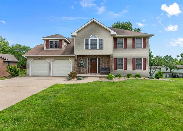 Property at 1549 Princeton Dr, Cape Girardeau, MO 63701, 4 beds, 2.5 baths