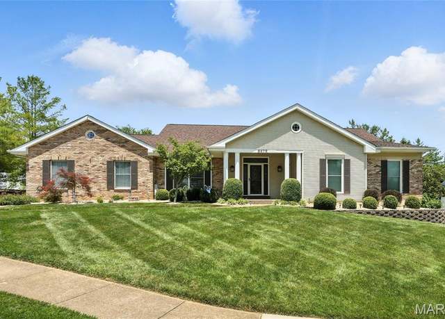 Property at 5872 Hightower Dr, St Louis, MO 63128, 8 beds, 5.5 baths