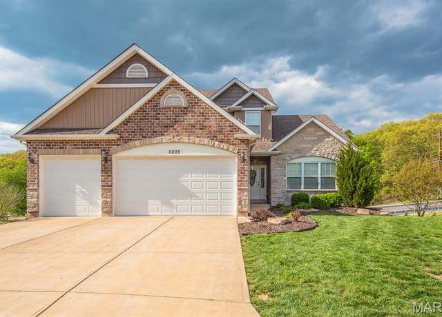 Property at 5005 Double Tree Dr, Imperial, MO 63052, 3 beds, 3 baths