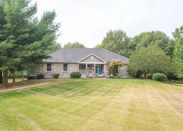 Photo of 12 Country Lakes Ln, Waterloo, IL 62298