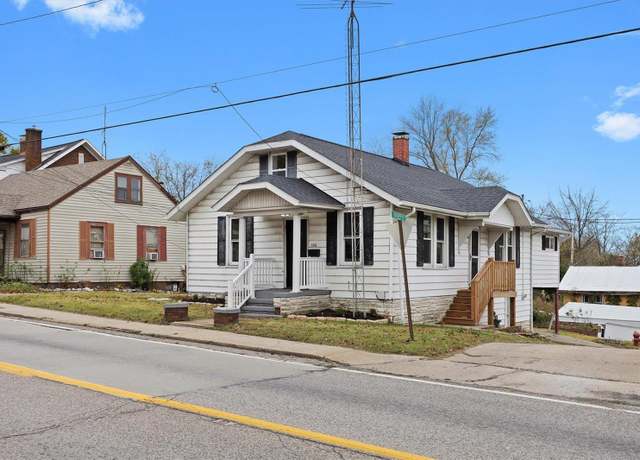 Property at 126 Opdyke St, Chester, IL 62233, 3 beds, 1 bath