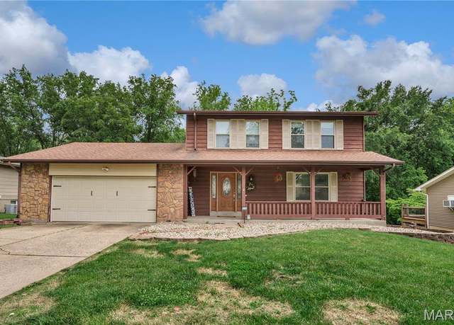 Property at 515 Kimberly Ln, St Peters, MO 63376, 4 beds, 3.5 baths