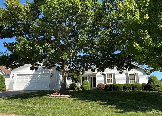 Property at 3420 Cottonwood Dr, St Charles, MO 63301, 3 beds, 2 baths