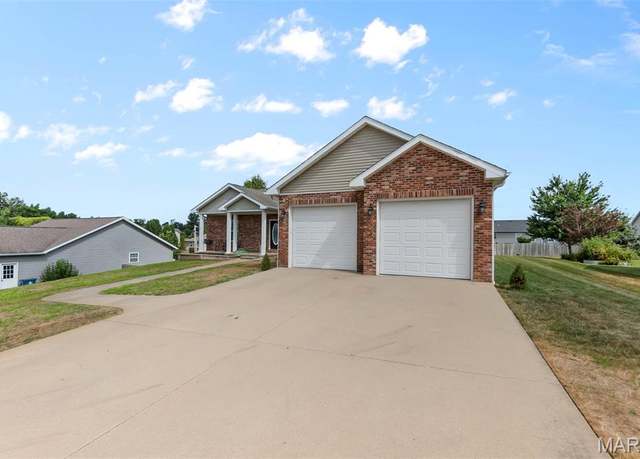 Property at 198 Cedar Meadows Dr, Jackson, MO 63755, 4 beds, 3 baths