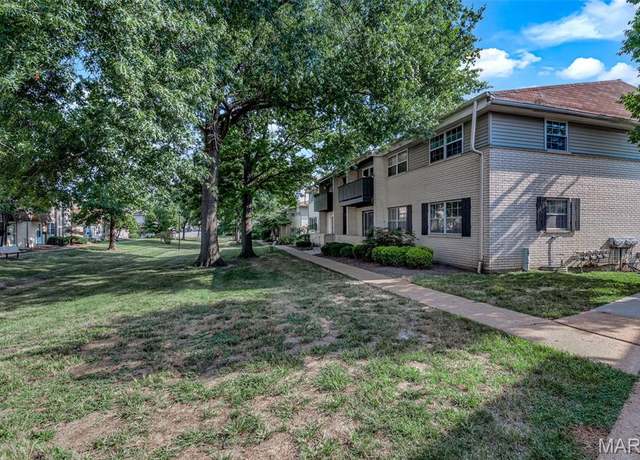 Property at 128 Shadalane Walk Unit A, Ballwin, MO 63011, 2 beds, 1.5 baths