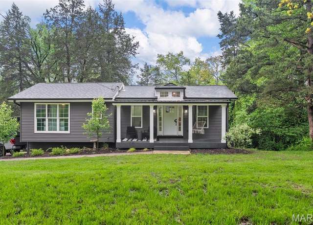 Property at 2380 State Road F, Pacific, MO 63069, 3 beds, 3 baths