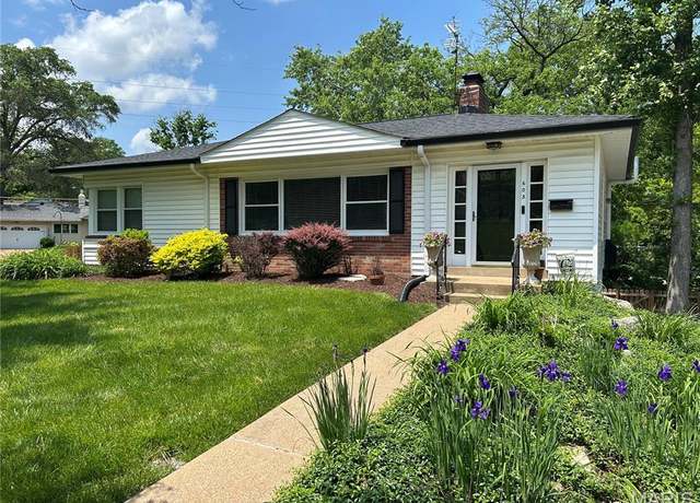 Property at 605 Lewiston Dr, St Louis, MO 63122, 3 beds, 2 baths
