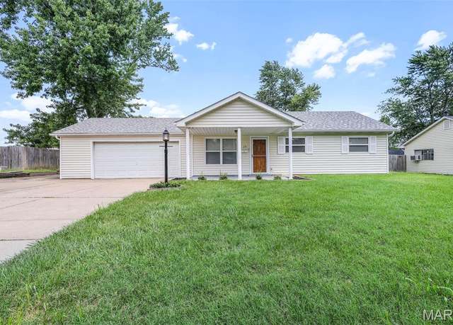Property at 24 Ronnie Dr, O'fallon, MO 63366, 3 beds, 1.5 baths