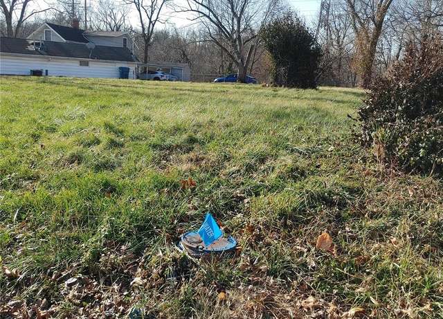 Property at 213 Seminole St, Edwardsville, IL 62025
