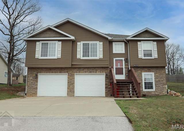 Property at 19342 Ladera Rd, Waynesville, MO 65583, 4 beds, 3 baths