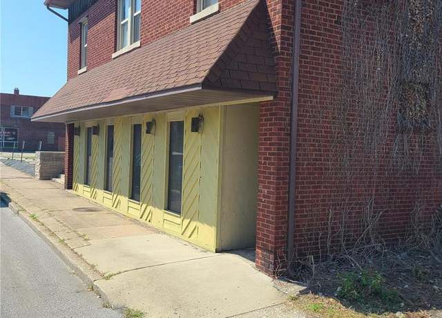 Property at 14 N 6th St, Wood River, IL 62095