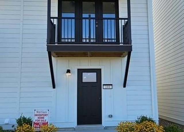 Property at 108 Canal Cottage Aly, St Charles, MO 63301, 2 beds, 1.5 baths