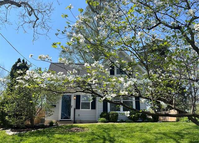 Property at 2423 Rockford Ave, St Louis, MO 63144, 3 beds, 2 baths