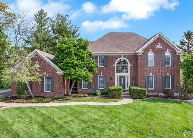Property at 17643 Ailanthus Dr, Wildwood, MO 63005, 5 beds, 4.5 baths