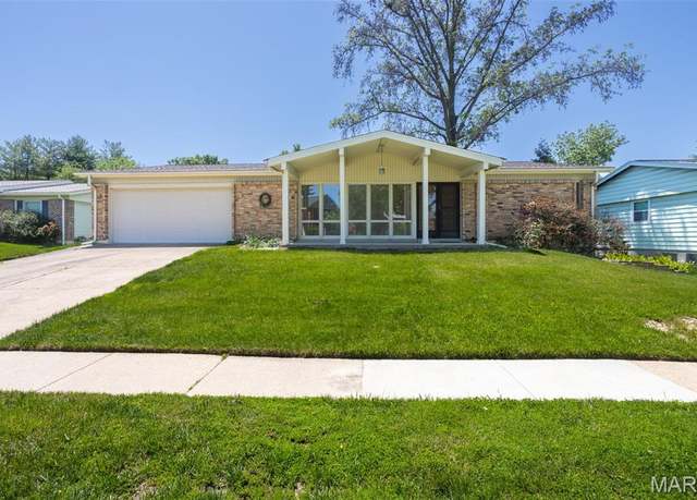 Property at 13414 Land O Woods Dr, St Louis, MO 63141, 4 beds, 3 baths