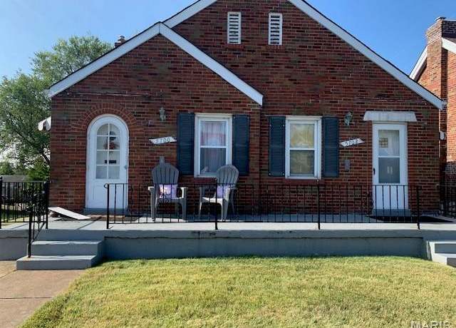 Property at 5700 Chippewa St, St Louis, MO 63109, 4 beds, 4 baths