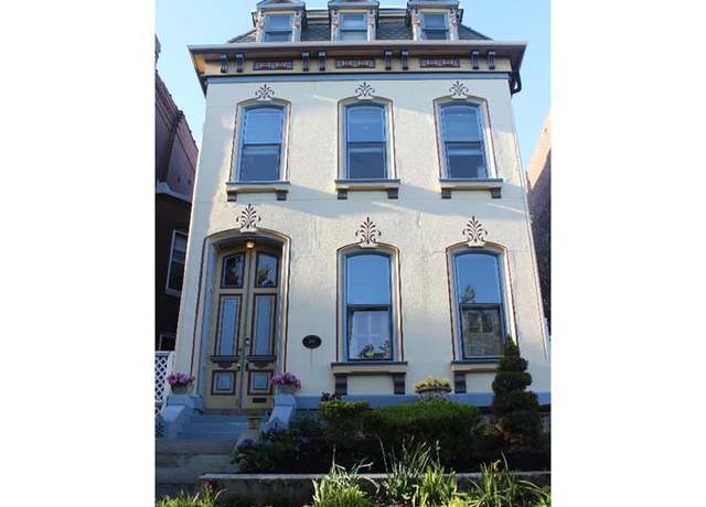 Property at 1815 Lafayette Ave, St Louis, MO 63104, 6 beds, 6 baths