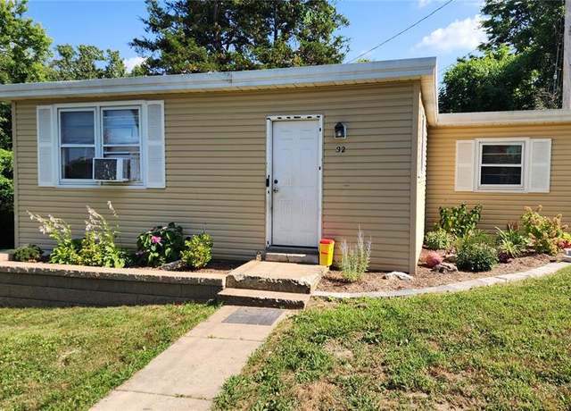 Property at 32 5th St, Hillsboro, MO 63050, 2 beds, 1 bath