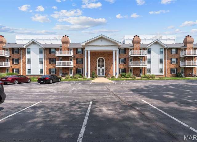 Property at 312 Clayton Crossing Dr #301, Ellisville, MO 63011, 2 beds, 2 baths