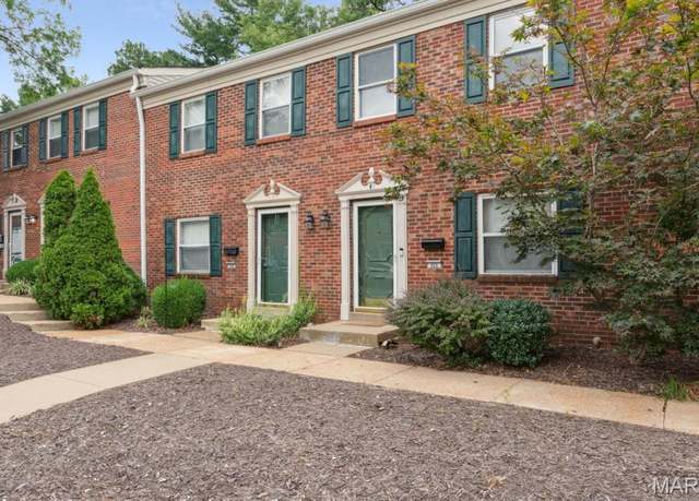 Property at 222 Charmers Ct, Kirkwood, MO 63122, 2 beds, 1.5 baths