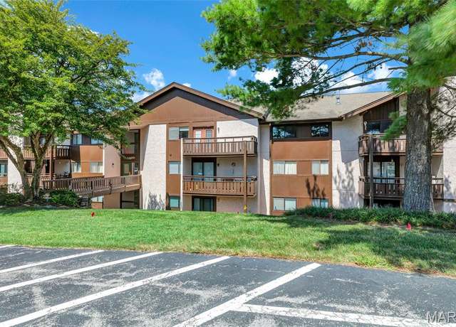Property at 1400 Heritage Gdn #305, St Charles, MO 63303, 1 bed, 1 bath