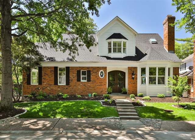 Property at 9042 Fair Oaks Crescent Ct, St Louis, MO 63117, 3 beds, 4.5 baths
