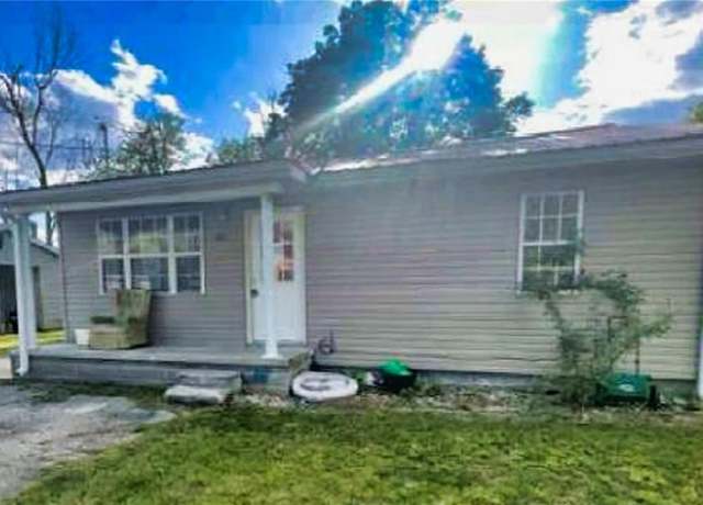Property at 2011 Arkansas Ave, Poplar Bluff, MO 63901, 3 beds, 1 bath