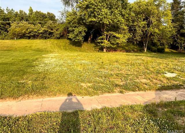 Property at 12392 Jerries Ln, Black Jack, MO 63033