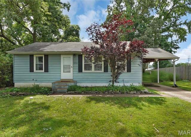 Property at 10502 Kamping Ln, St Louis, MO 63123, 2 beds, 2 baths