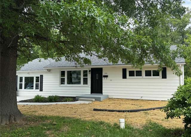 Property at 506 Meyer Rd, Wentzville, MO 63385, 3 beds, 2 baths