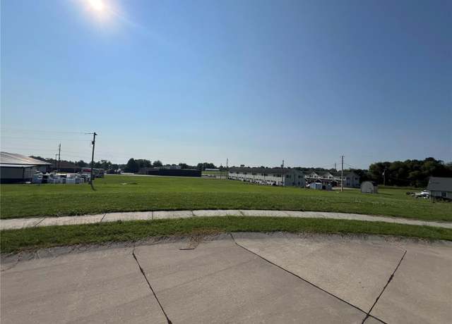 Property at 1649 Redbud Ct, Perryville, MO 63775