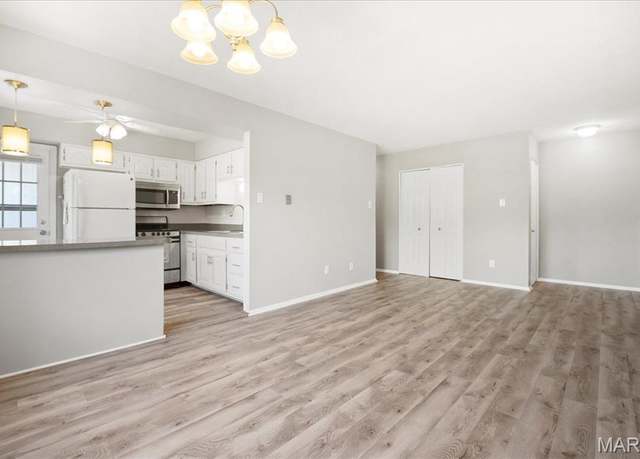 Property at 1715 Mayenne Ct Unit G, St Louis, MO 63125, 1 bed, 1 bath