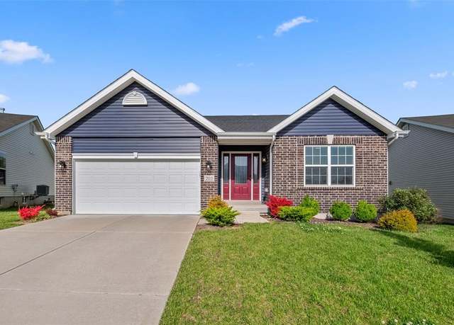 Property at 203 Homestretch Ln, Wentzville, MO 63385, 3 beds, 2 baths