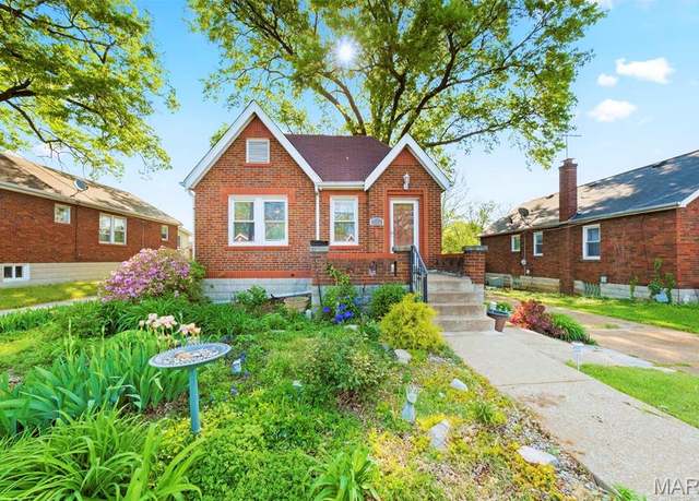 Property at 2366 Addie Ave, St Louis, MO 63114, 2 beds, 2 baths