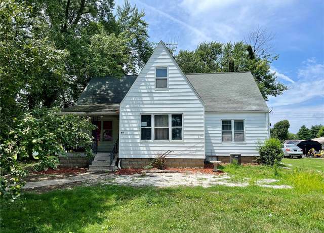 Property at 214 N Main St, Medora, IL 62063, 4 beds, 1 bath