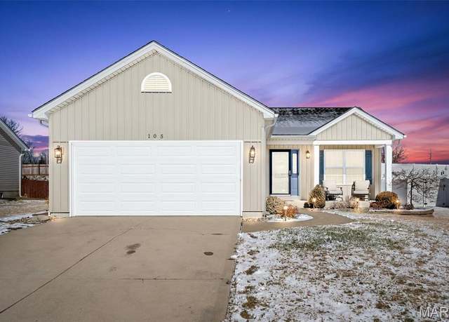 Property at 105 Shadow Pointe Dr, Wentzville, MO 63385, 3 beds, 2 baths