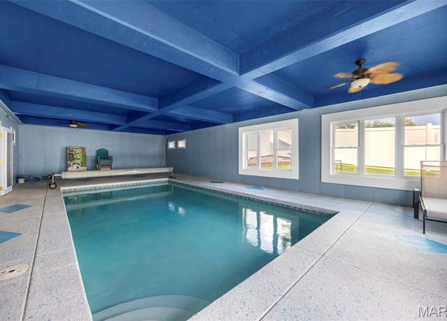 Property at 113 Roy Ln, Wentzville, MO 63385, 5 beds, 4 baths