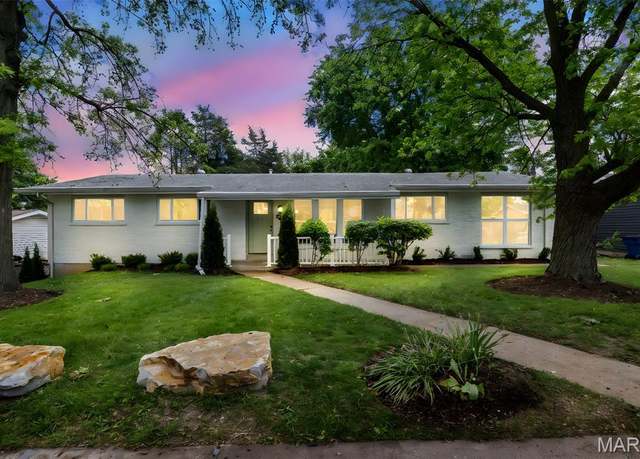 Property at 1620 Lincoln Dr, St Charles, MO 63303, 4 beds, 3 baths