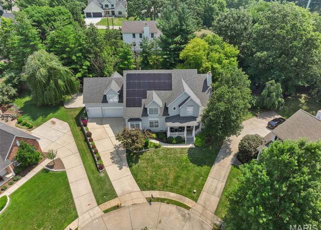 Property at 1001 Scarlet Bend Ct, St Louis, MO 63122, 4 beds, 3.5 baths