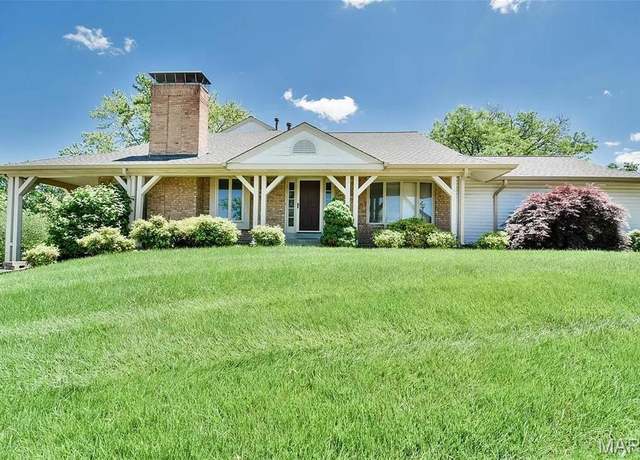 Property at 14991 Broadmont Dr, Chesterfield, MO 63017, 4 beds, 3.5 baths