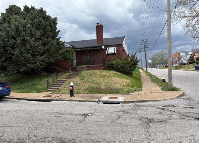 Property at 8459 Newby St, St Louis, MO 63147