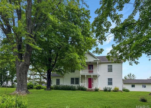 Property at 4423 Project Rd, Luebbering, MO 63061, 4 beds, 3 baths