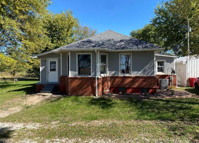 Property at 9411 Church Rd, Worden, IL 62097, 2 beds, 1 bath